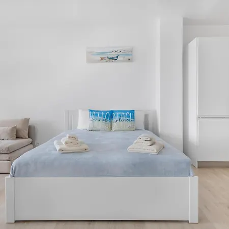 Stylish In Cabopino, *