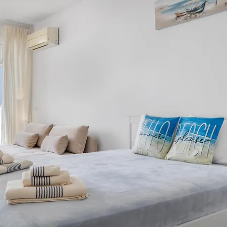 Stylish In Cabopino, *
